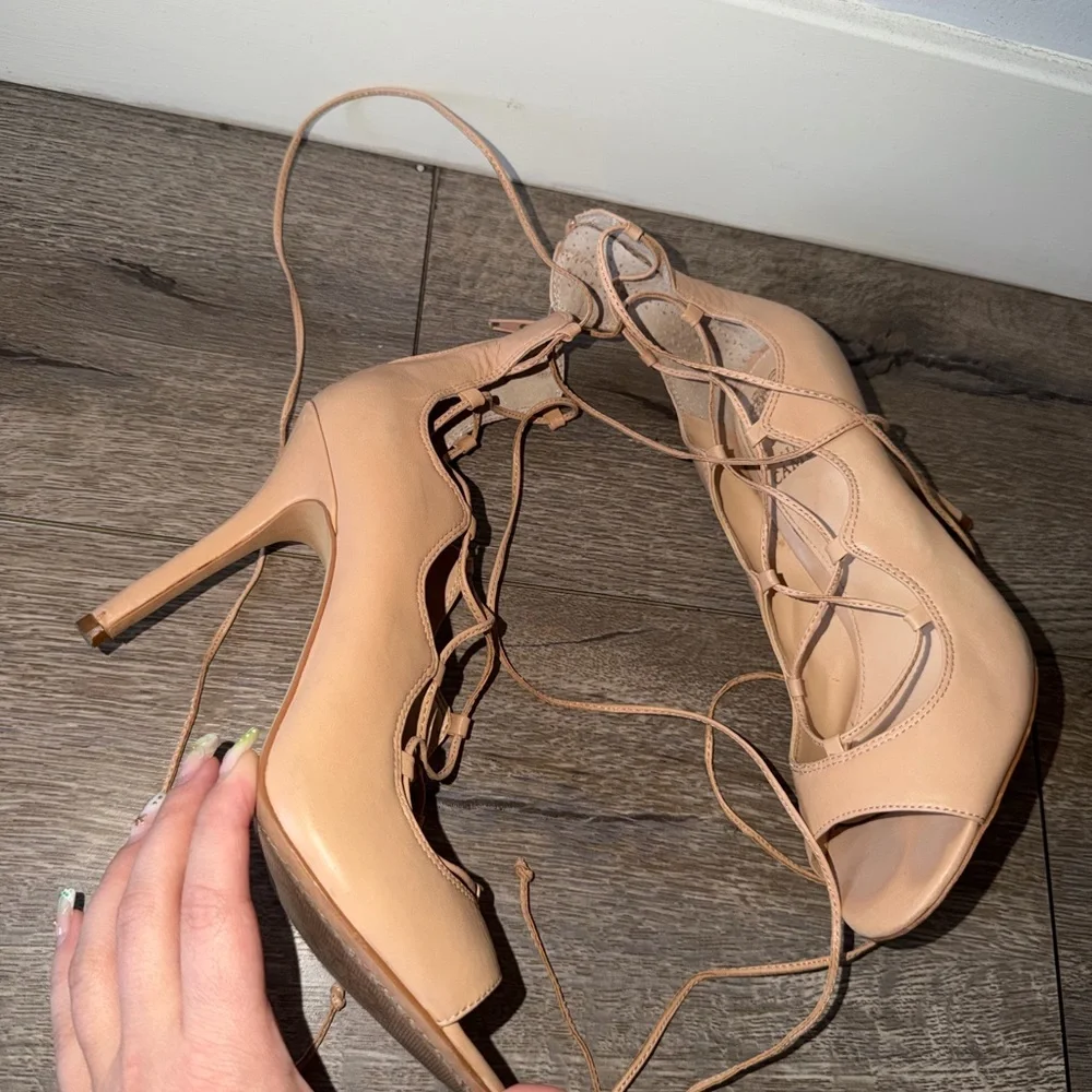 Vince Camuto Lace-Up Peep Toe Heels in Nude Size 8
